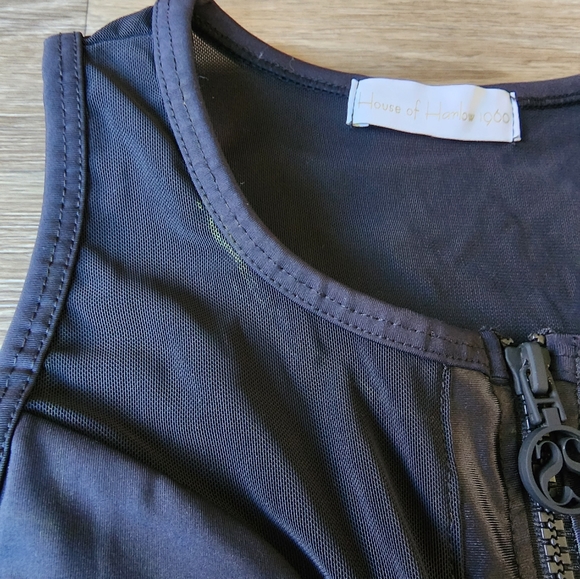 House Of Harlow 1960 Mesh Zipper Crop Top NWOT Size S - Picture 8 of 8